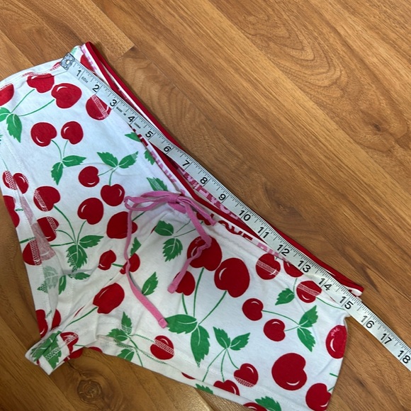 PINK by Victoria’s Secret Cherry 🍒 Boy Shorts - Picture 3 of 7